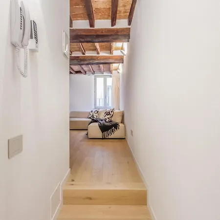 Pietra Di Piazza Grande - Rua Frati 34 Palace By Movebnb *