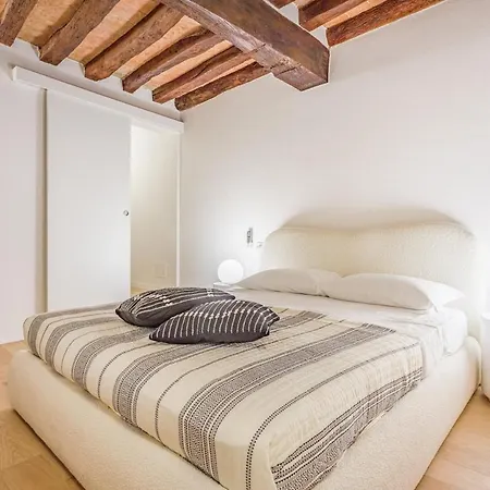 Pietra Di Piazza Grande - Rua Frati 34 Palace By Movebnb * مودينا
