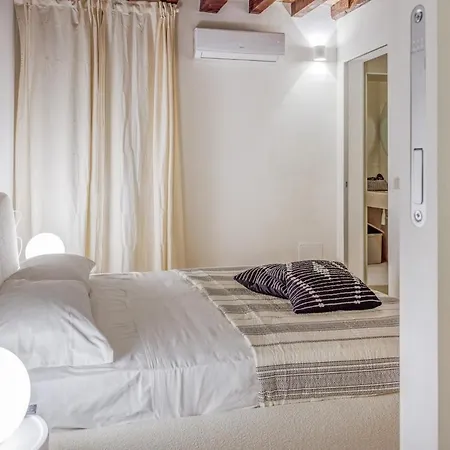 شقة Pietra Di Piazza Grande - Rua Frati 34 Palace By Movebnb
