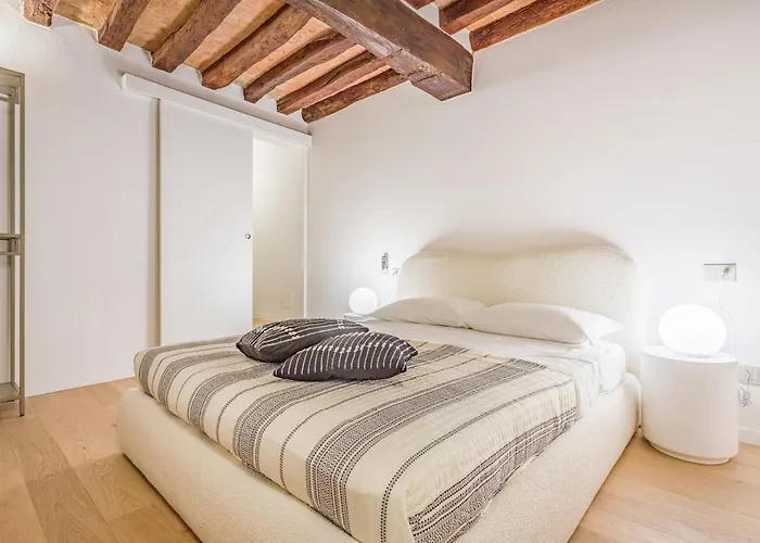 Pietra Di Piazza Grande - Rua Frati 34 Palace By Movebnb * Modena