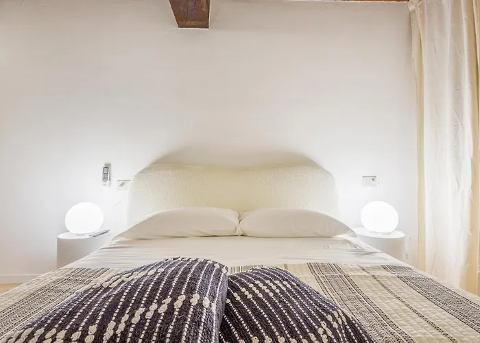 Pietra Di Piazza Grande - Rua Frati 34 Palace By Movebnb *